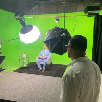 e6d700bd-7844-49b1-8e03-1aa511db95b0